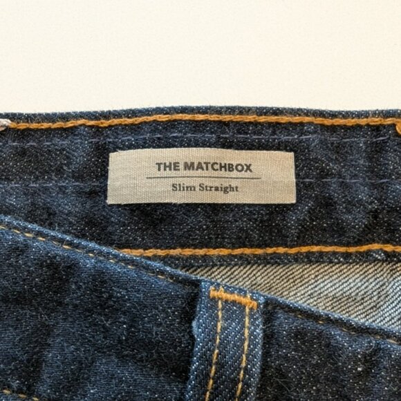 AG Adriano Goldschmied The Matchbox Slim Straight Dark Wash Jeans size 34 - Picture 4 of 6
